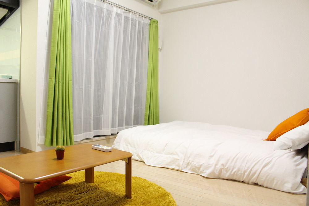 Prendre Namba Apartemen