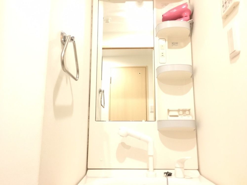 Prendre Namba Apartemen *